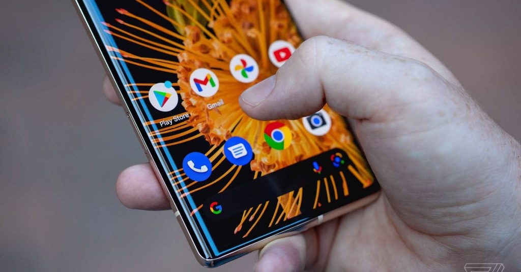 L'anteprima di Android 13 mostra come i telefoni Pixel possono eseguire lo streaming di app sul PC