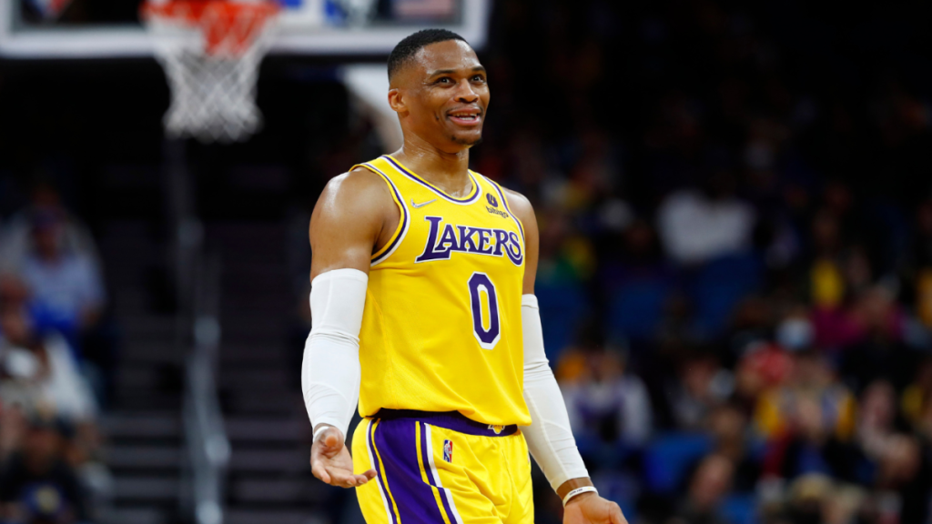 Lo staff tecnico dei Lakers ha spinto a trattare con Russell Westbrook entro la scadenza, secondo il rapporto