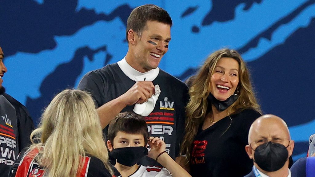 Il padre di Tom Brady incolpa i media per il pensionamento anticipato di suo figlio