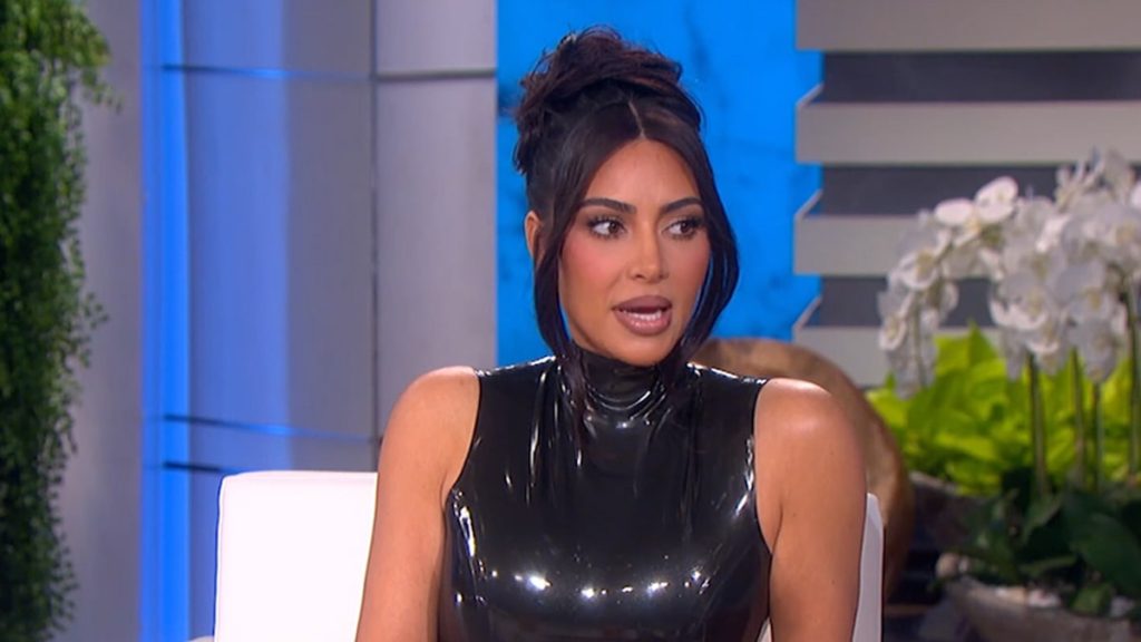 Kim Kardashian afferma di aver cercato di prendere l'autostrada durante gli attacchi di Kanye