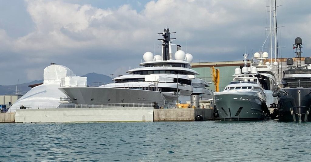 Funzionari statunitensi ritengono di aver localizzato lo yacht di Putin