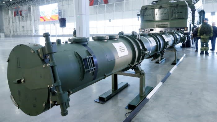 Gli Stati Uniti affermano che la Cina fornisce alla Russia motori missilistici e droni