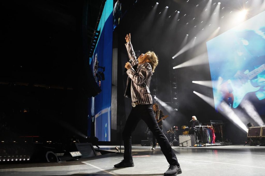 I Rolling Stones stupiscono al lancio del loro tour 2024: recensione del roster e set
